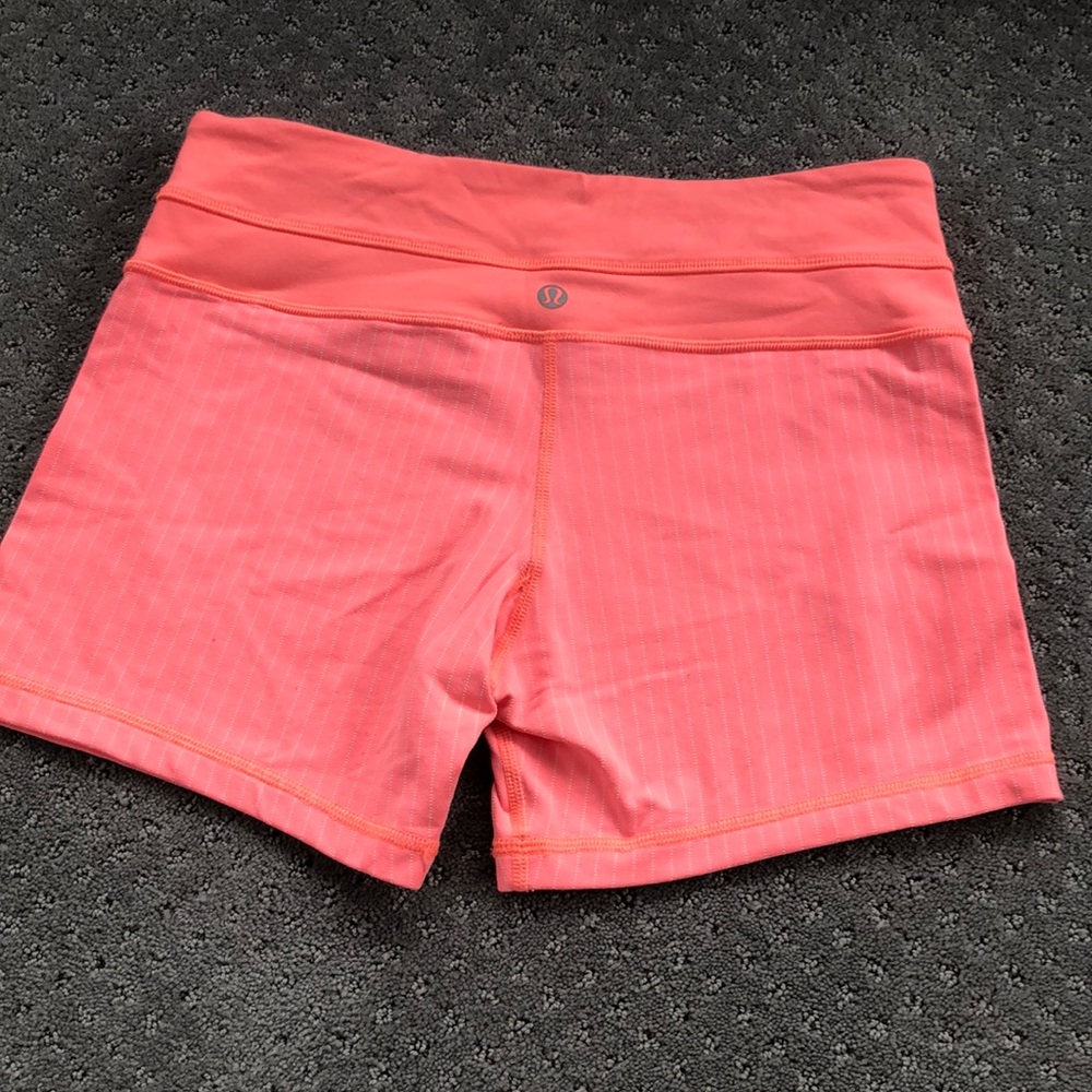 Lululemom yoga shorts.  Size 6.
